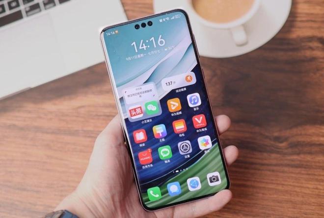 為什么有人寧愿買華為Mate60Pro也不買Mate70？六